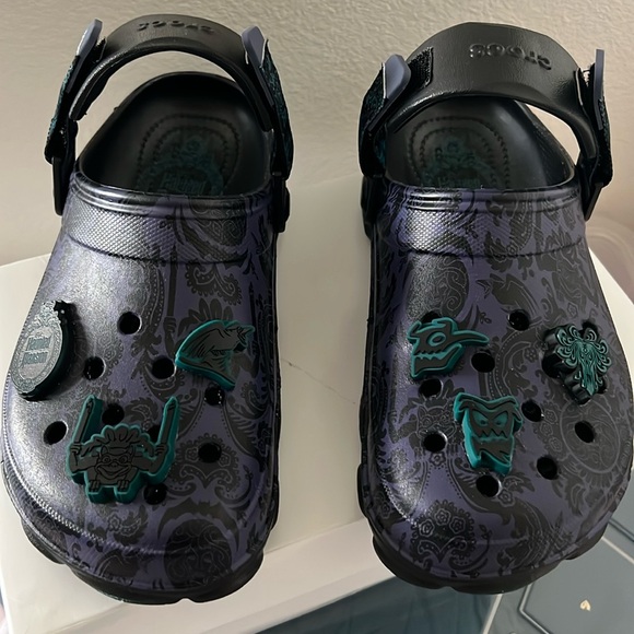 Haunted Mansion CROCS 8 NEW wo tags - Picture 6 of 7